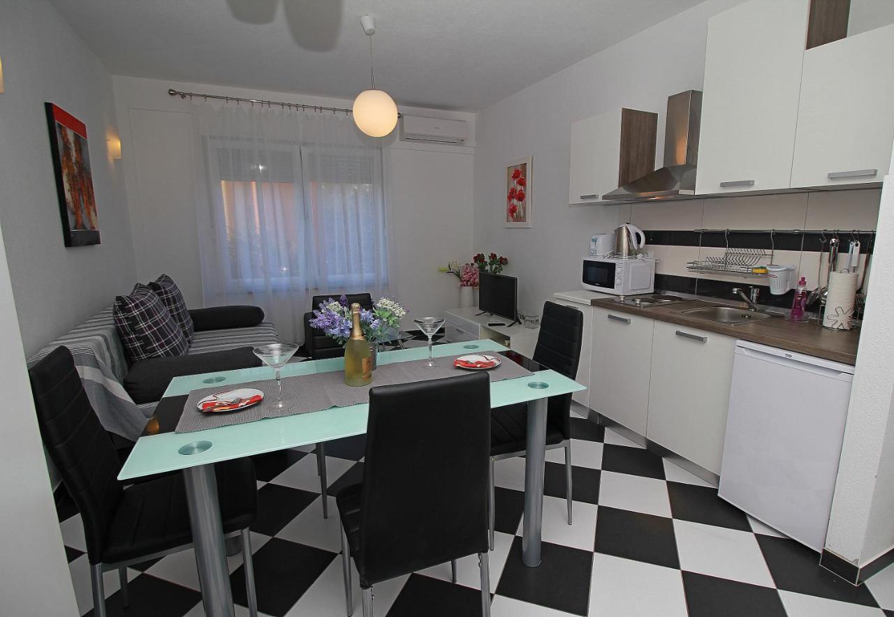 Apartmani Bozena Makarska Extérieur photo